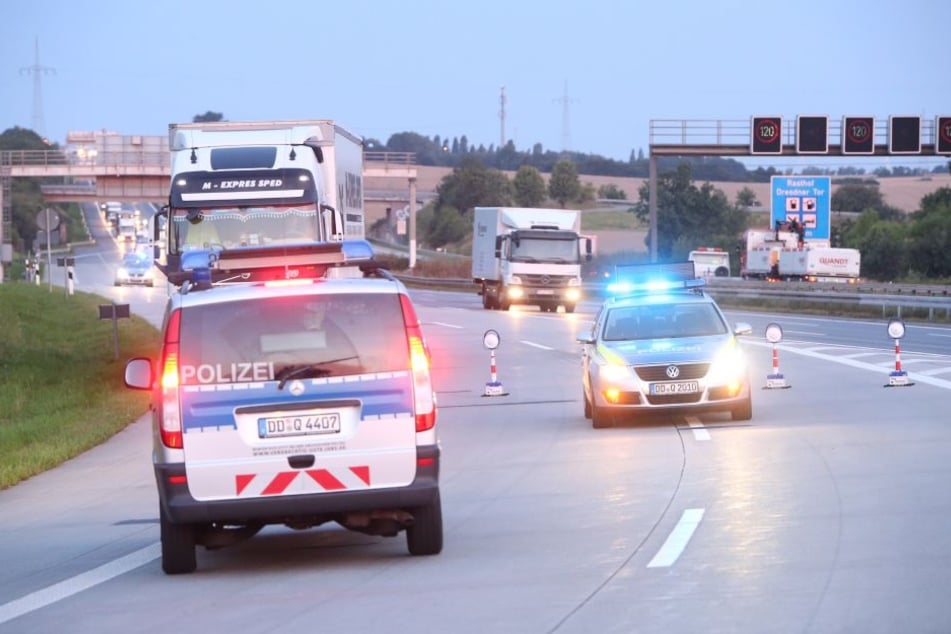 Die Überfahrt zur A17 war am Morgen gesperrt.