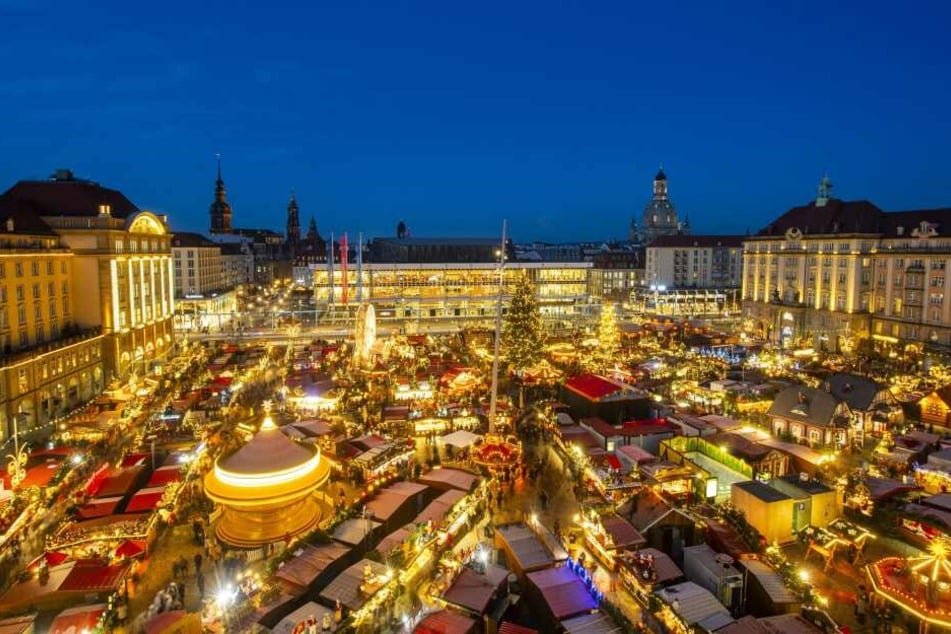 Der Dresdner Striezelmarkt und weitere Weihnachtsmärkte der Stadt verzaubern den Advent.