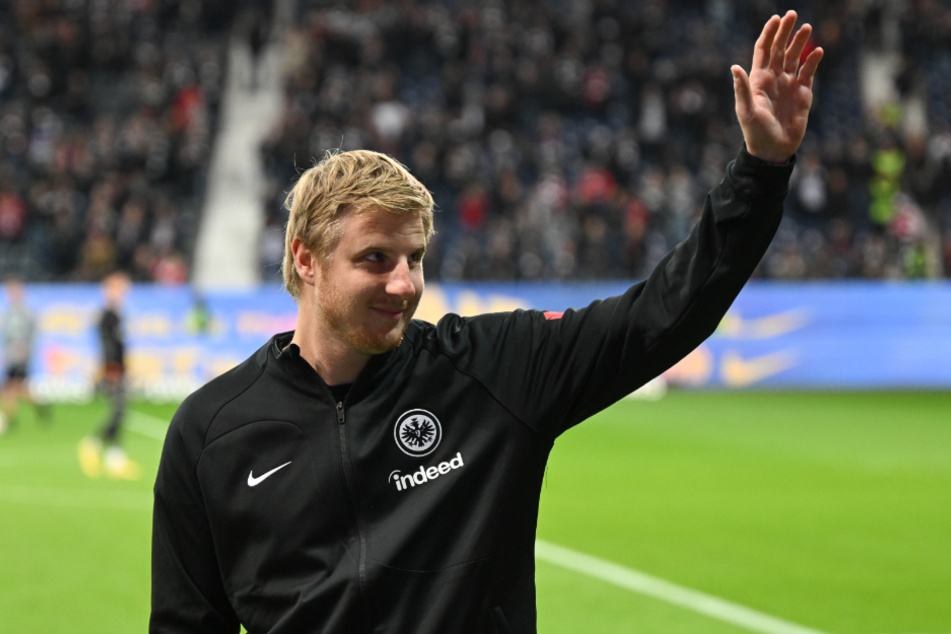 Der ehemalige Eintracht-Frankfurt-Profi Martin Hinteregger (30) wird ab der neuen Saison als Spielertrainer in seinem Heimatverein agieren.