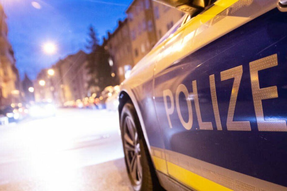 Die Polizei eilte zum Einsatzort. (Symbolbild)