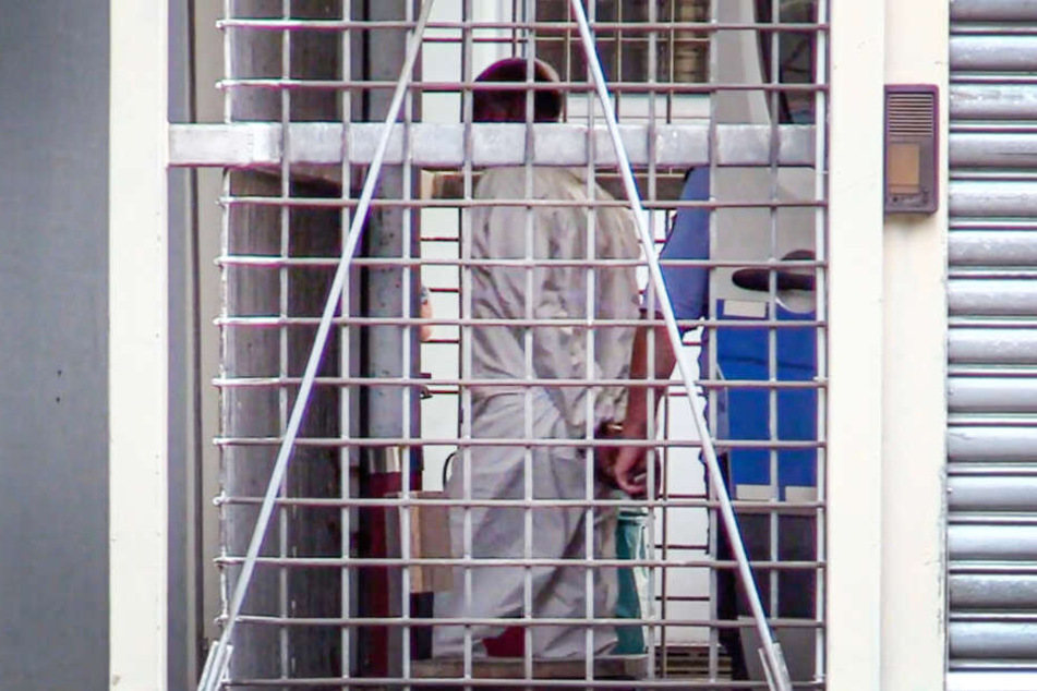 Das Foto vom 30. Juli zeigt den Tatverdächtigen, der an diesem Tag einem Haftrichter vorgeführt wurde.