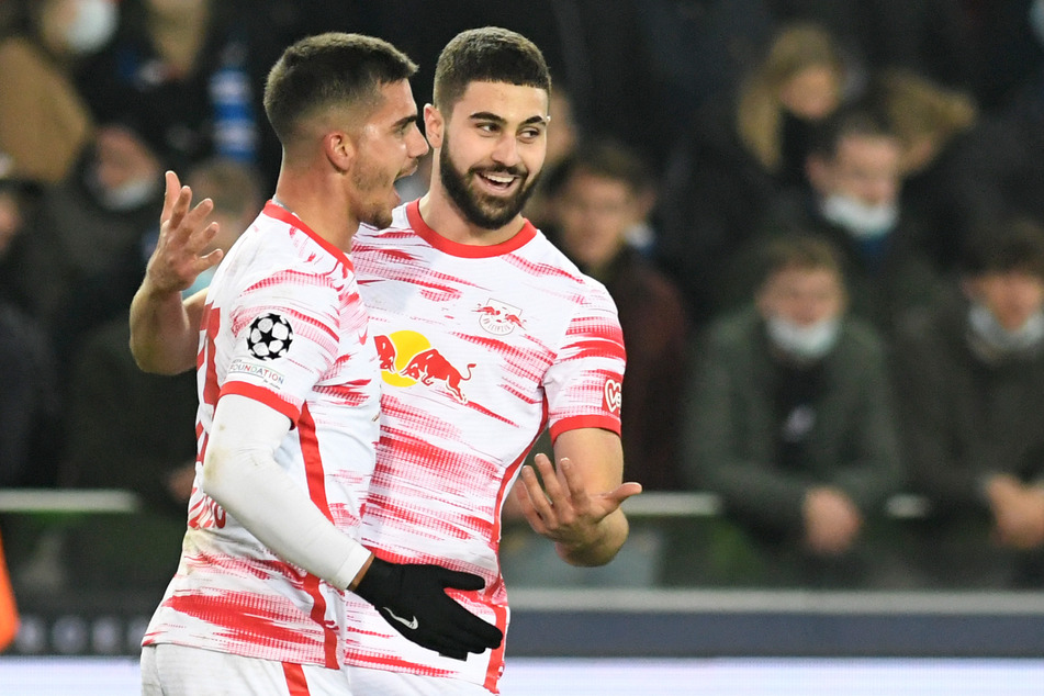 André Silva (l.) durfte sich mit Josko Gvardiol über sein Kopfballtor freuen.