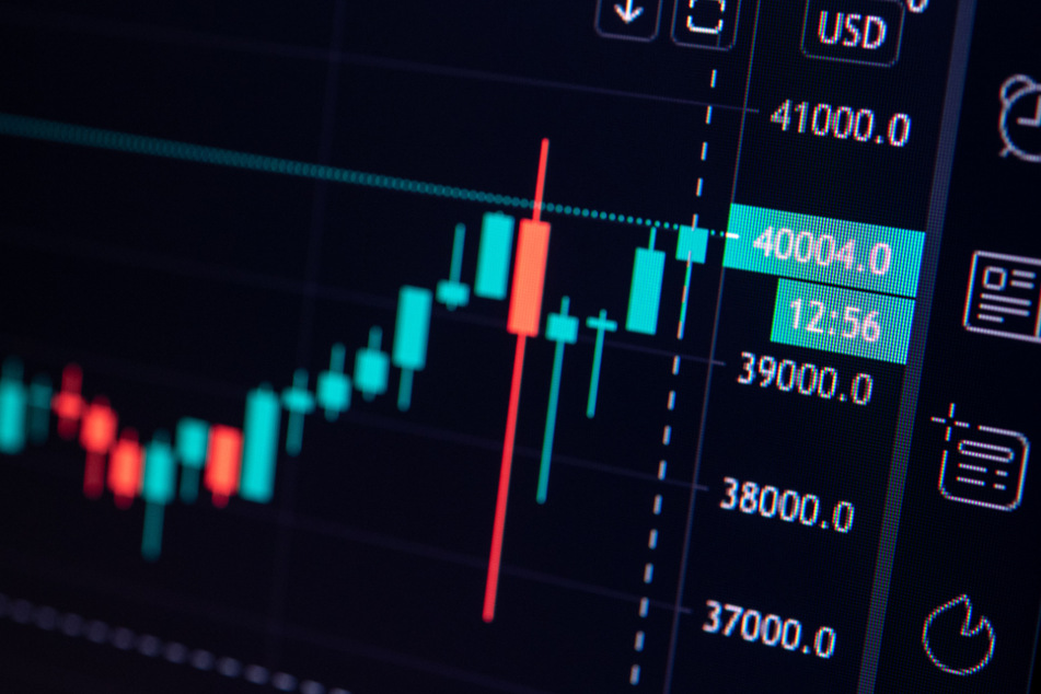 Der Kurs des Bitcoin und anderer Krypto-Währungen stieg nach Tweets von Elon Musk steil an.