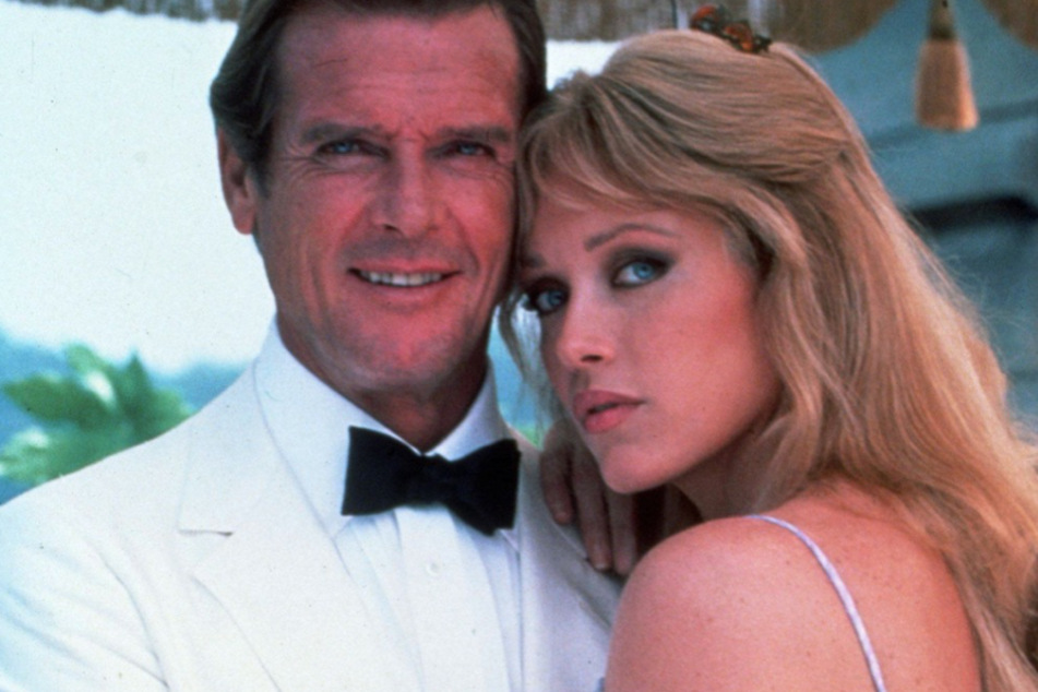 Neben Roger Moore (†89) erlangte Tanya Roberts (heute 65) als Bond-Girl weltweite Bekanntheit.