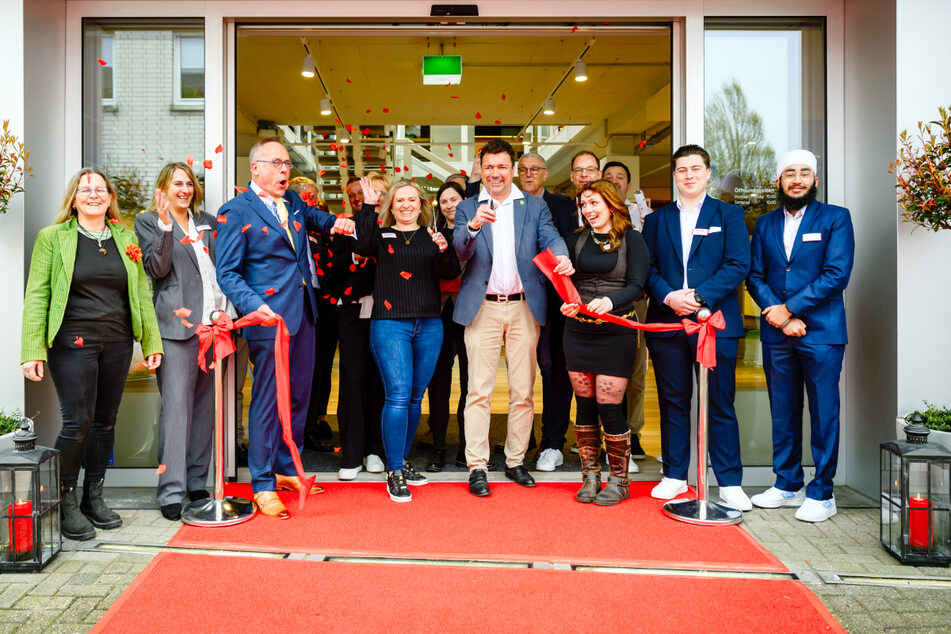 Het team van de nieuwe Schaffrath-keukenstudio in Bocholt kijkt ernaar uit om jullie droomkeuken te realiseren.