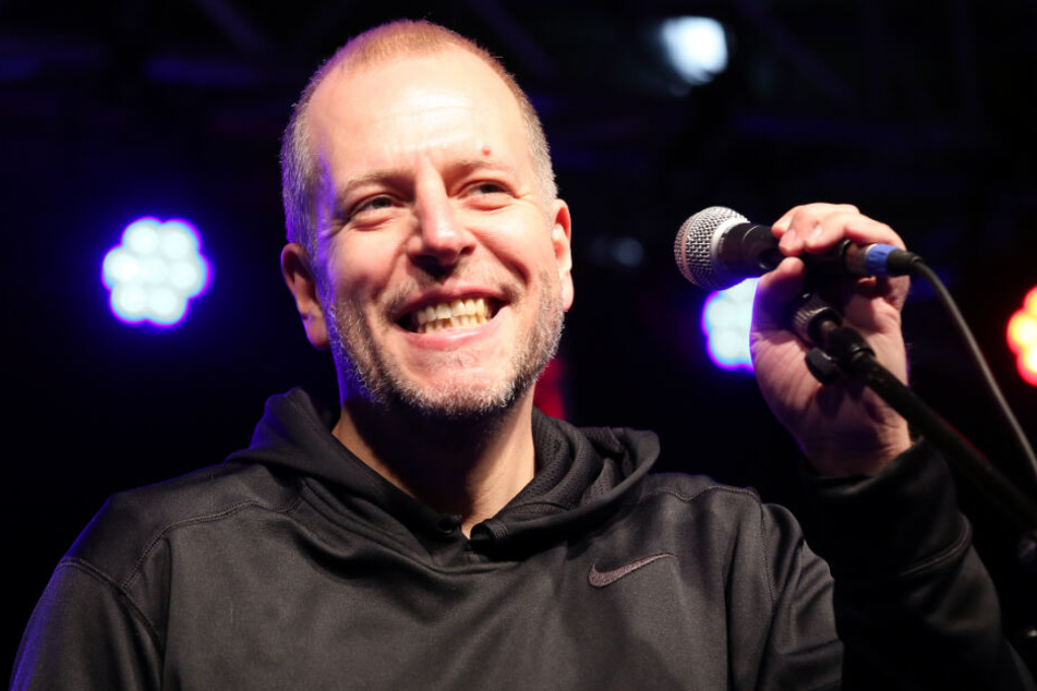 Gute Laune! Lotto King Karl wird noch einmal im Volksparkstadion auftreten.
