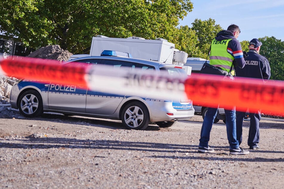 Berlin: Streit in Berlin-Mitte droht zu eskalieren, dann zieht ein Mann eine Waffe