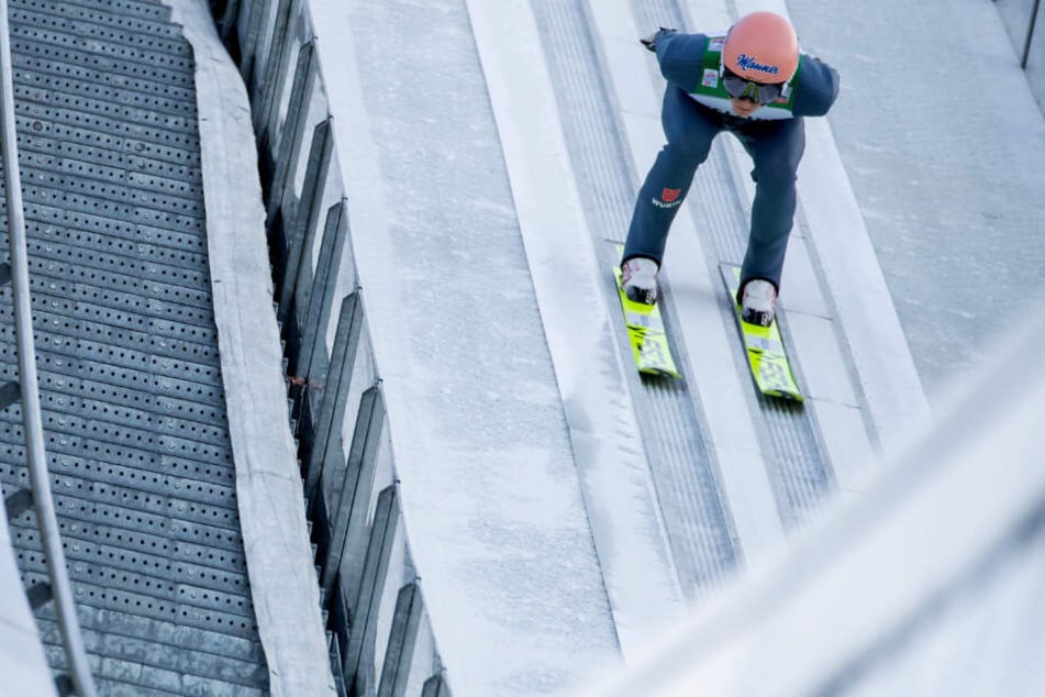 Karl Geiger konnte die Qualifikation zum Neujahrsspringen für sich entscheiden.