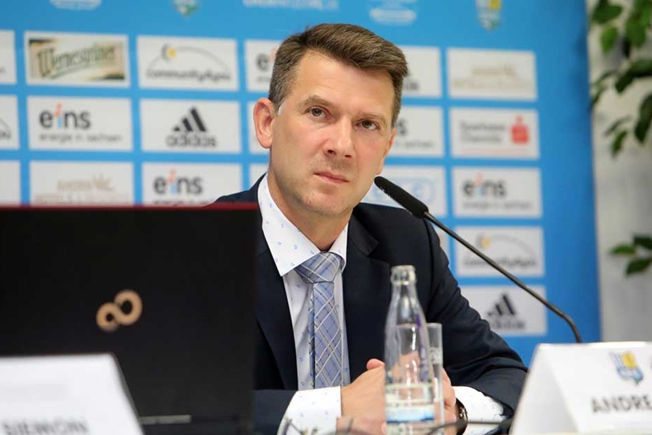 Auch der Vorstandsvorsitzende Andreas Georgi warf das Handtuch.