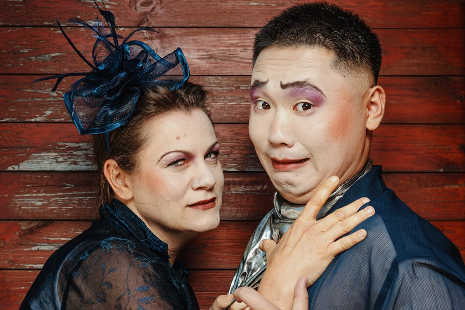 Gehen sich nur zum Spaß an die Gurgel: Die Sopranistin Maria Perlt-Gärtner kehrt nach 2011/12 zur Volksoper zurück, Gesangsstudent Kota Katsuyama (Tenor) ist ganz neu am Ensemble.
