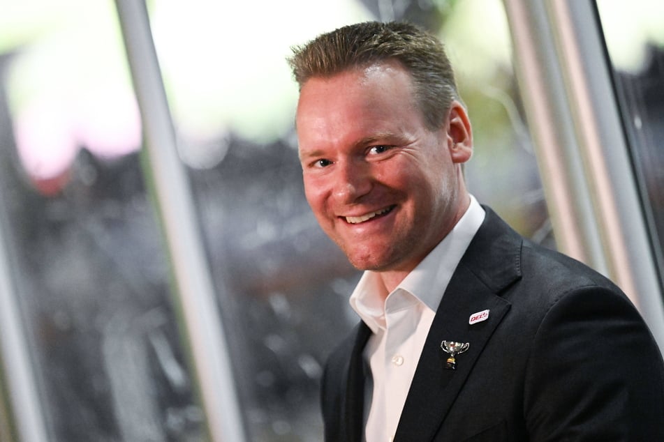 Liga-Boss René Rudorisch (48) freut sich auf die neue Saison und die gute Entwicklung der DEL2.