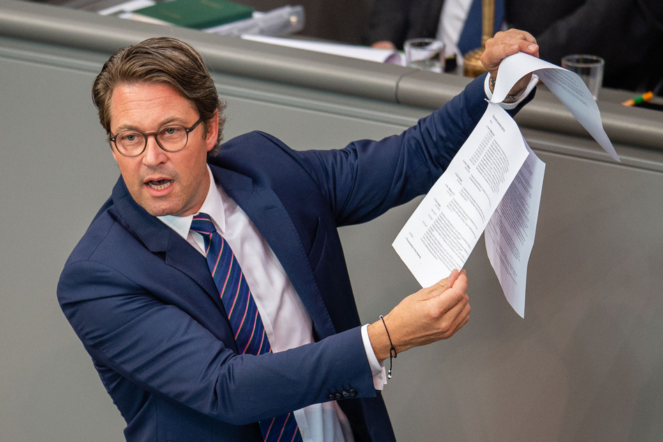 Andreas Scheuer (49, CSU) musste sich wegen der gescheiterten Pkw-Maut im Bundestag rechtfertigen.