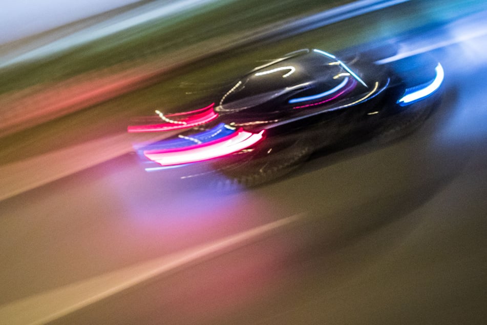 Filmreife Verfolgung: Hubschrauber kreist über Magdeburg