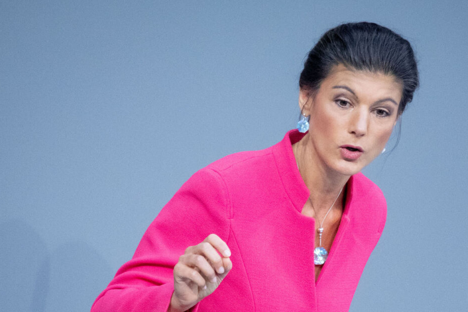 Fraktionschefin der Linken Sahra Wagenknecht fordert bundesweiten Mietendeckel