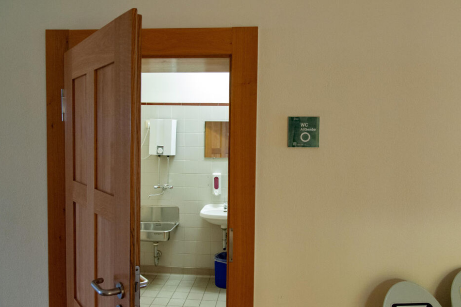 Ein Klo für alle Geschlechter: An der TU Chemnitz gibt es ein WC für Frau, Mann und "divers".