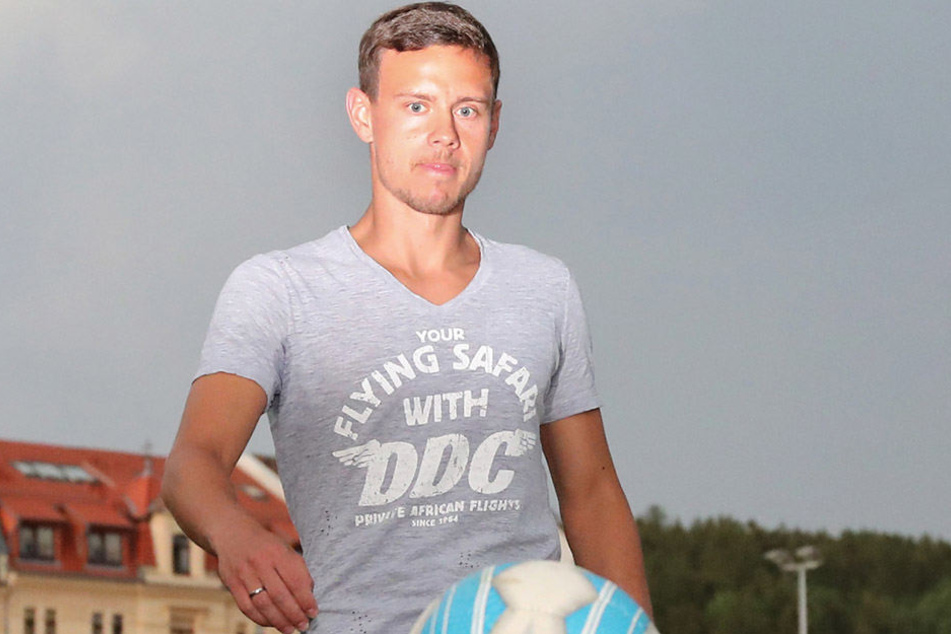 Auf dem Sportplatz von Wacker hat Chris Löwe 1996 erstmals mit dem Ball jongliert. 2002 wechselte er nach Chemnitz.