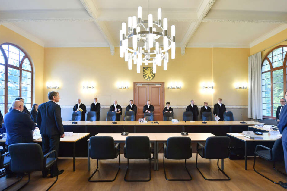 Die Richter werden zunächst verhandeln, ob die Klage beim Verfassungsgericht richtig ist.