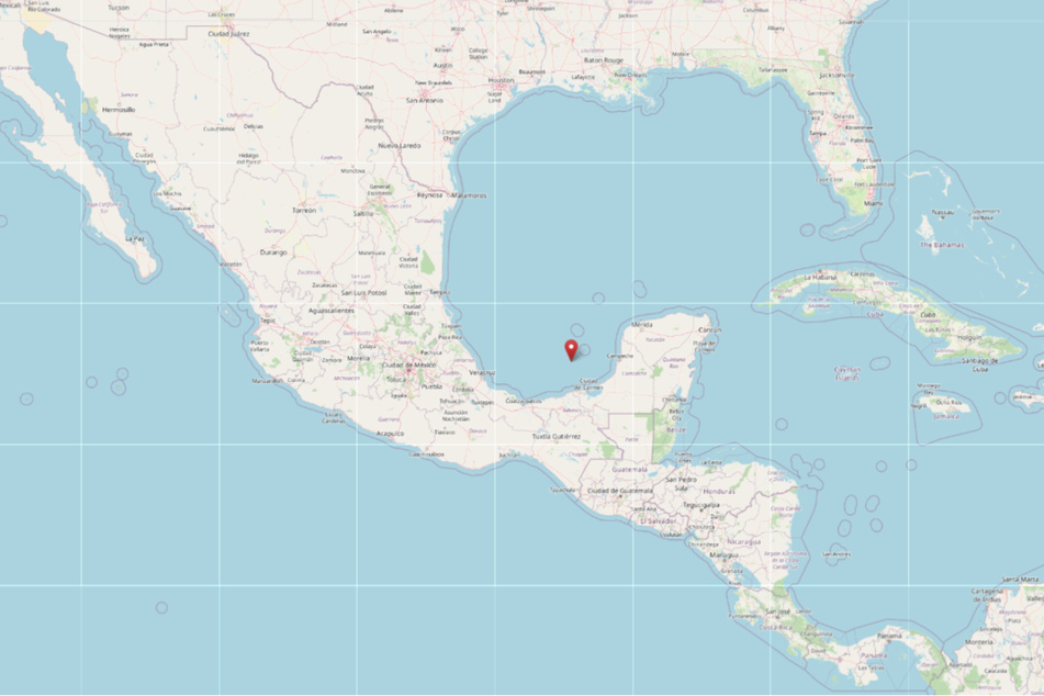 Die havarierte Plattform ist etwa 80 Kilometer von der mexikanischen Küste entfernt.