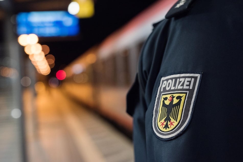 Die Bundespolizei stellte den 50-Jährigen am Kölner Hauptbahnhof. (Symbolbild)