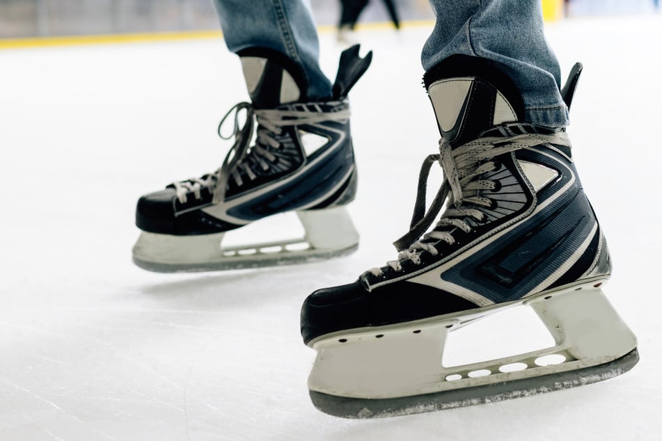 Schlittschuhfans kommen in Wiesbaden auf ihre Kosten. (Symbolfoto)