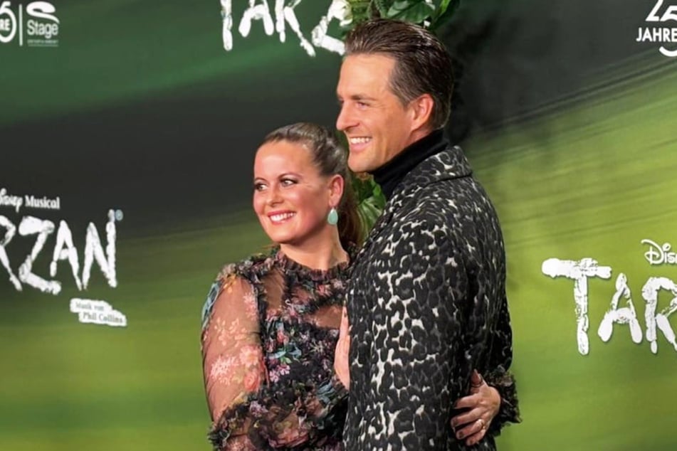 Alexander Klaws (42) und seine Frau Nadja Scheiwiller (40) bei der Premiere von Disneys Musical "Tarzan" in Hamburg.