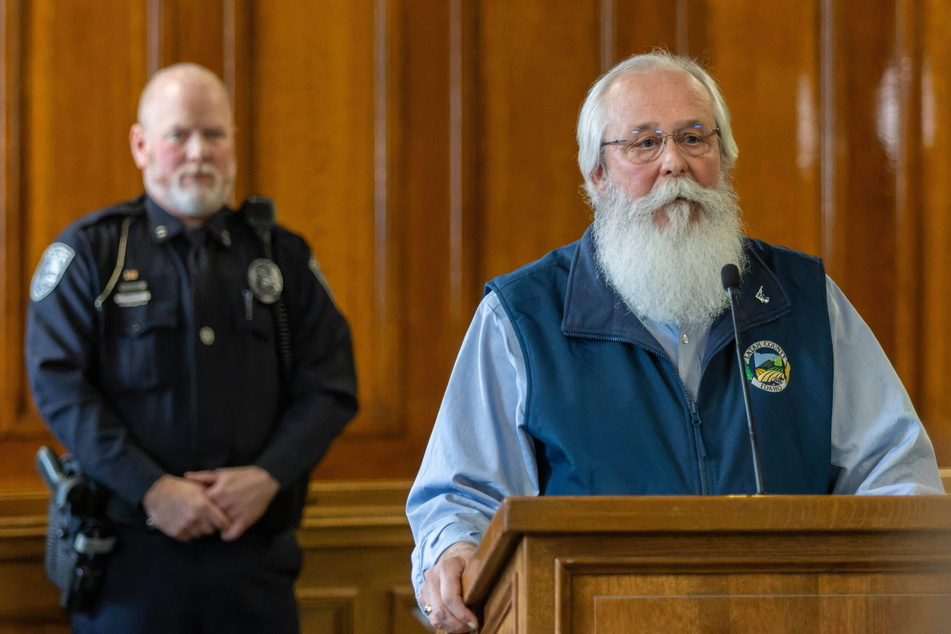 Latah County Prosecutor Bill Thompson (r) addressed the media at a press conference following the arrest of Bryan Kohberger.