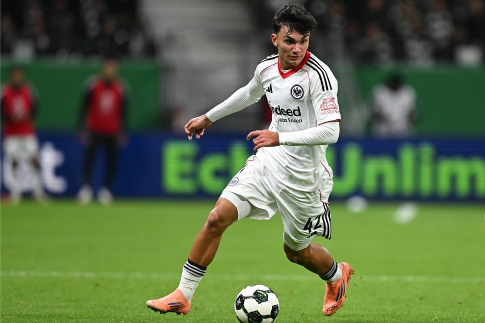 SGE-Shootingstar Can Uzun (19) fällt mit einer Muskelverletzung erst einmal aus.