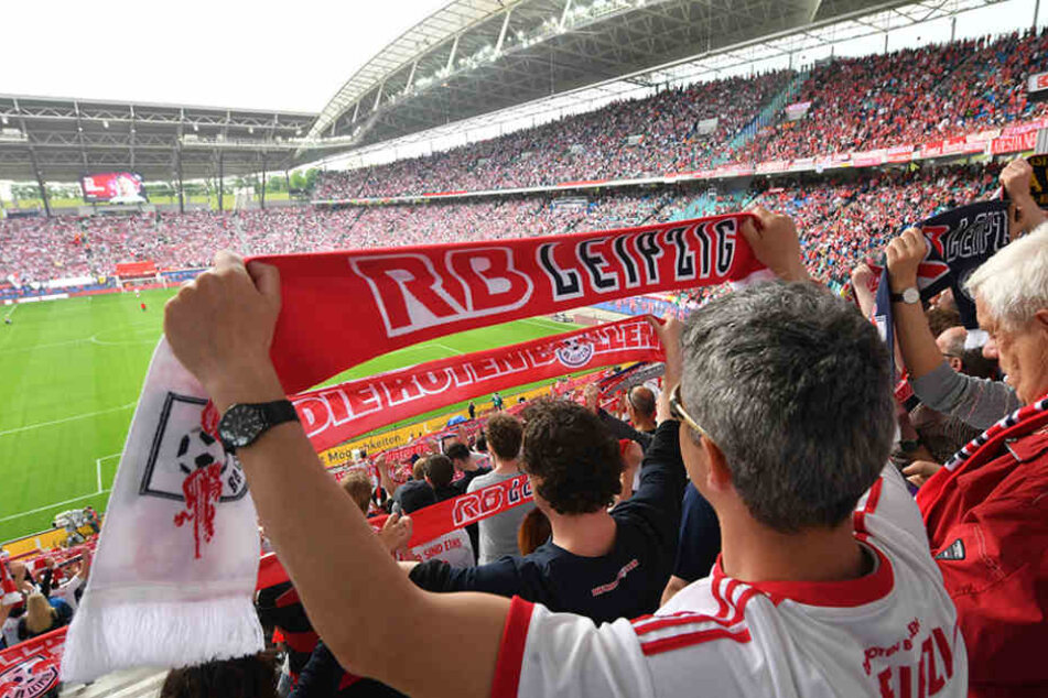 Bei einem Champions League-Aus wären sicher auch zahlreiche RB-Fans auf die Barrikaden gegangen.