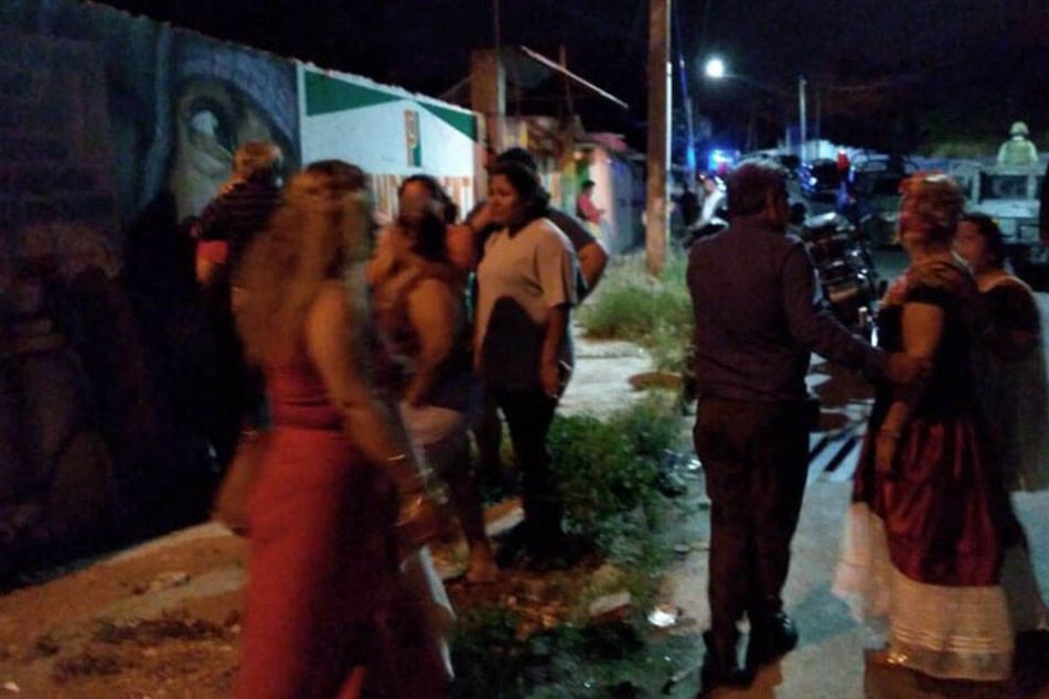 Unbekannte haben in der mexikanischen Großstadt Minatitlán eine Kinderparty in ein Blutbad verwandelt.