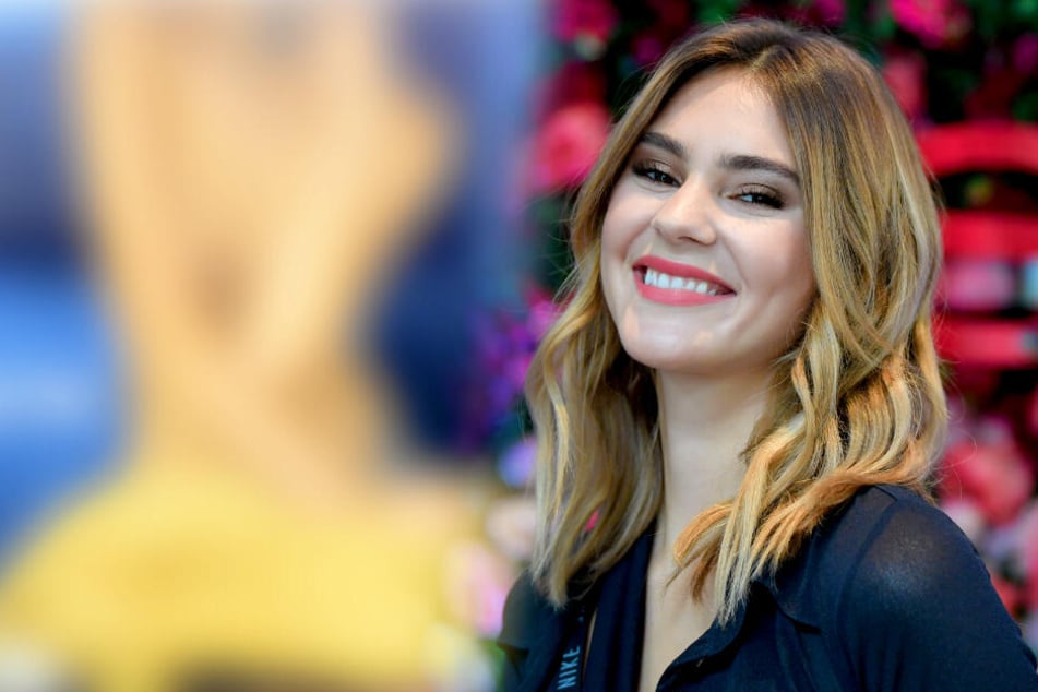 Stefanie Giesinger zeigt sich halbnackt auf Instagram