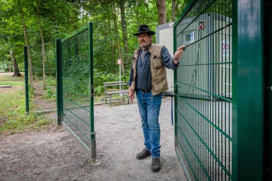 "Warum wieder wir?" Rolf Esche (65), Vorsitzender des Küchwaldbühne e.V., stellt sich diese Frage immer öfter.