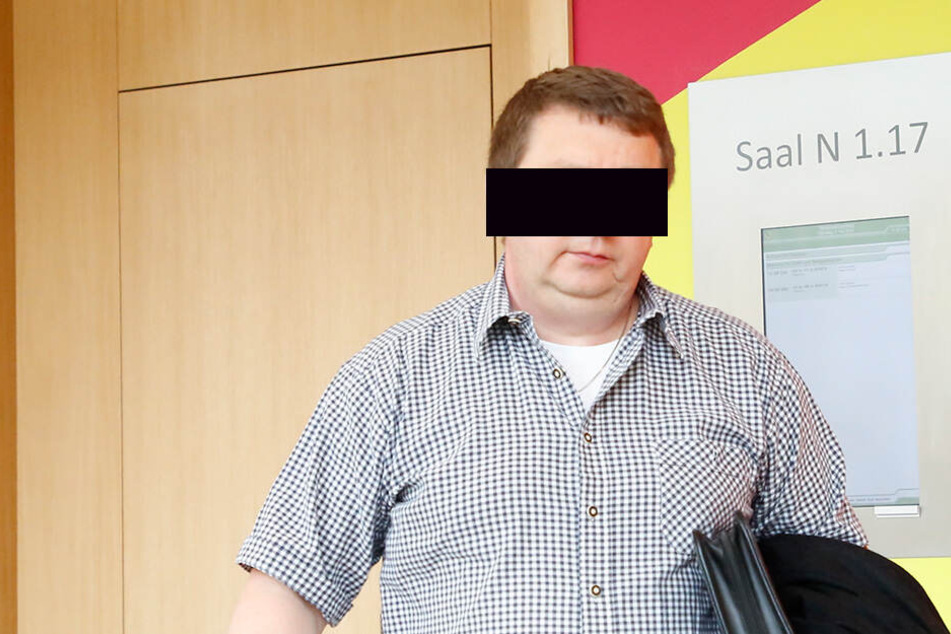 Jan H.'s Sohn war Mitglied in der Privilegierten Scheiben-Schützen-Gesellschaft zu Dresden, blieb dem Verein allerdings 212 Euro Mitgliedsbeiträge schuldig.