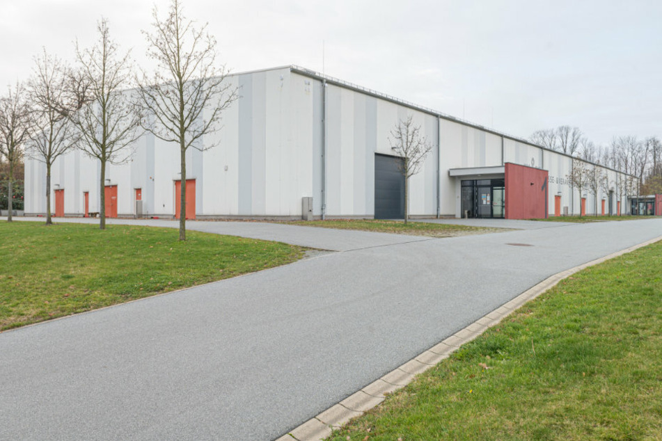 In der Messehalle Löbau könnten drei bis vier Impfstrecken aufgebaut werden.