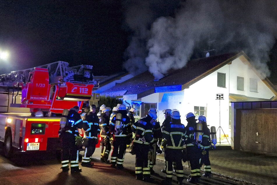 Stuttgart: Private Sauna in Sindelfingen geht in Flammen auf: Neun Menschen verletzt!