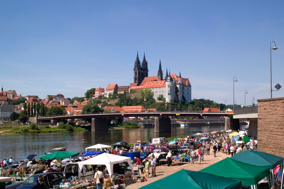 In Meißen ist mal wieder Flohmarkt.