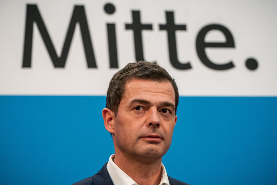 Mike Mohring (47, CDU). hatte den Plan geäußert, sich selbst als Ministerpräsidenten wählen lassen zu wollen.