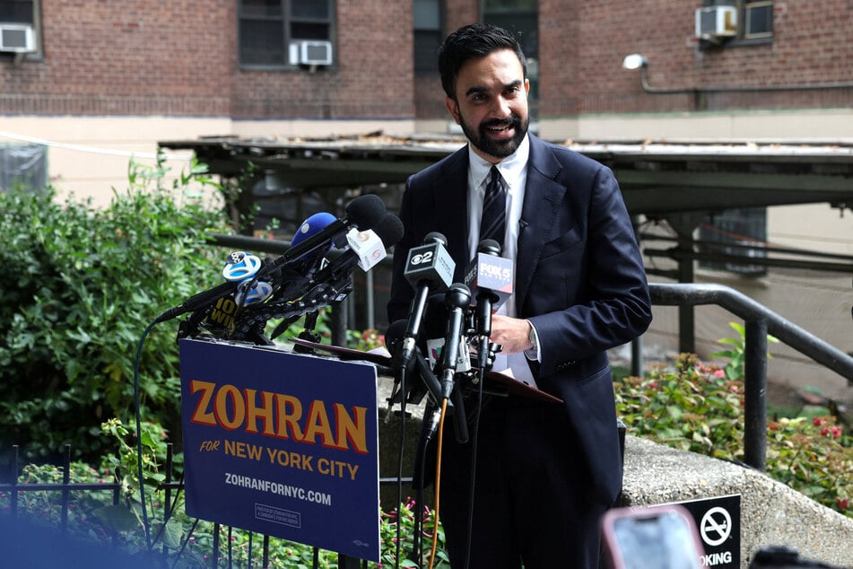 New York City's Democratic mayoral nominee Zohran Mamdani has accused former Governor Andrew Cuomo of prioritizing billionaires over everyday people.