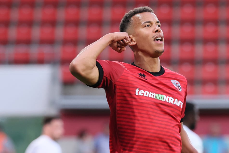 Transfermarkt im Ticker: Costly-Deal fix! Bundesliga-Absteiger verstärkt sich in der Offensive