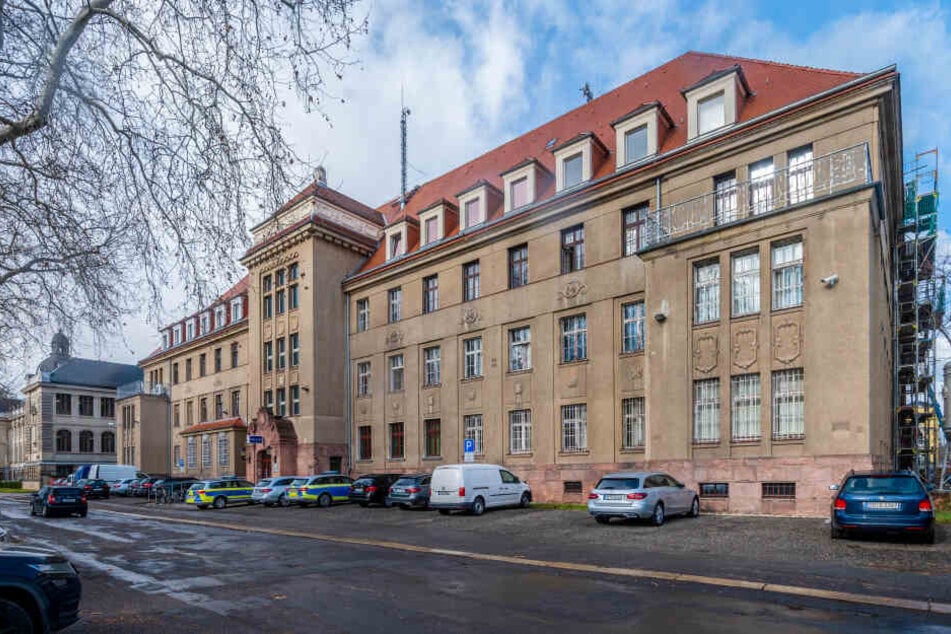 Im zweiten Stock des Zwickauer Polizeireviers (Lessingstraße) fand die skandalöse Vernehmung statt.