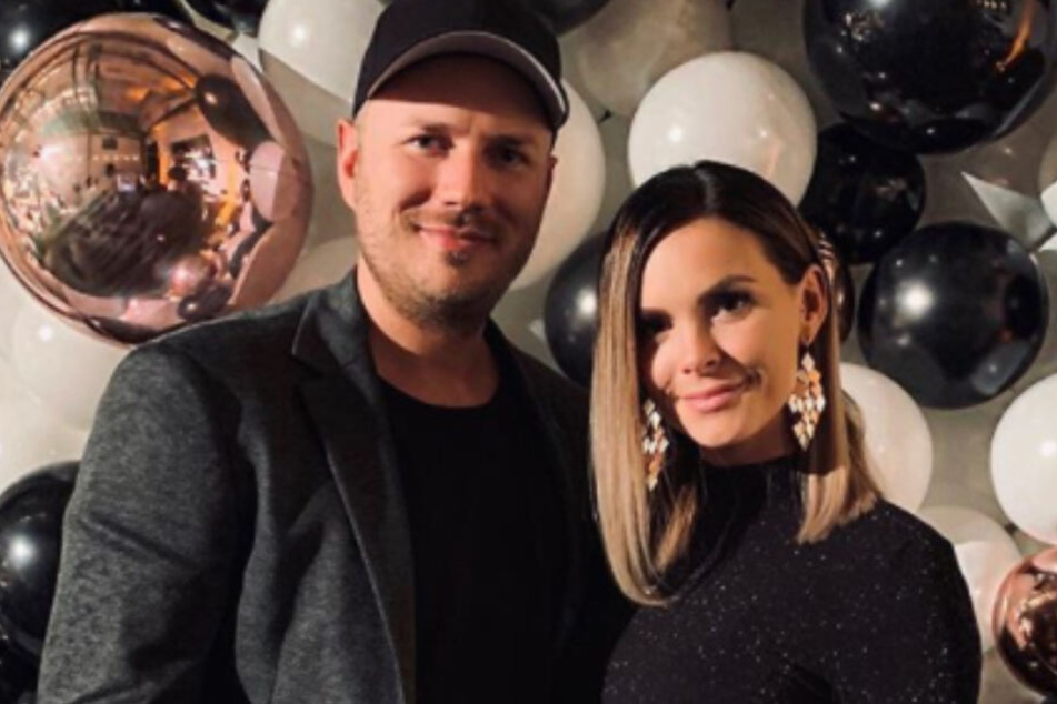 Ein neugieriger Fan interessierte sich vor allem für den Beziehungsstatus von Ex Denisé Kappès (28) und Freund Tim.