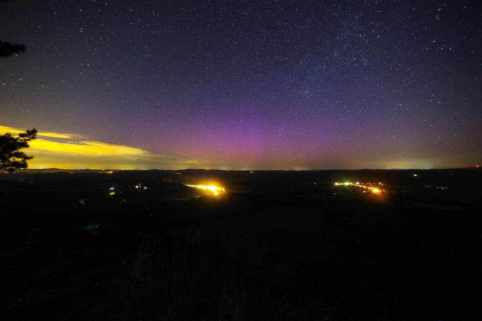 Gelb, Lila, Blau - Das wunderschöne Lichtspiel in der Sächsischen Schweiz.