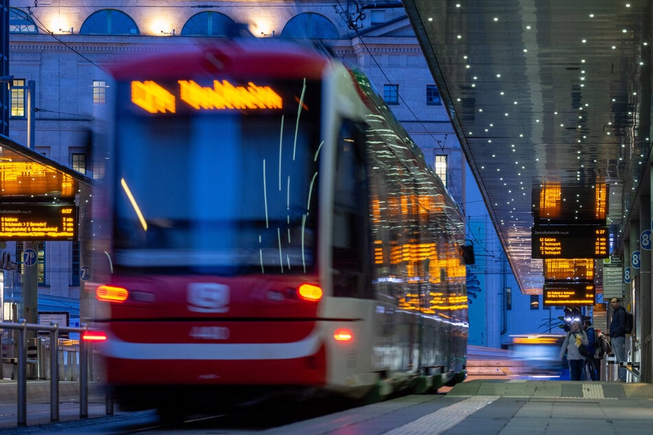 An der Zenti könne die Führung des Radverkehrs zu gefährlichen Situationen für sehbehinderte Menschen führen.