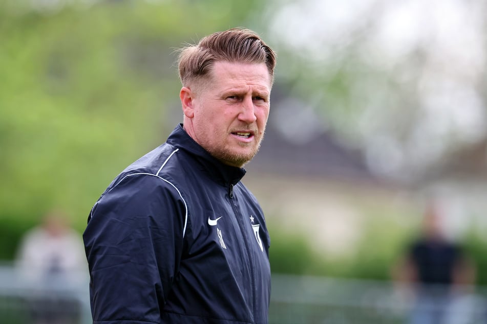 BFC-Dynamo-Coach Sven Körner (43) glaubt, dass Tabellenplatz 16 der erste Abstiegsrang sein wird.