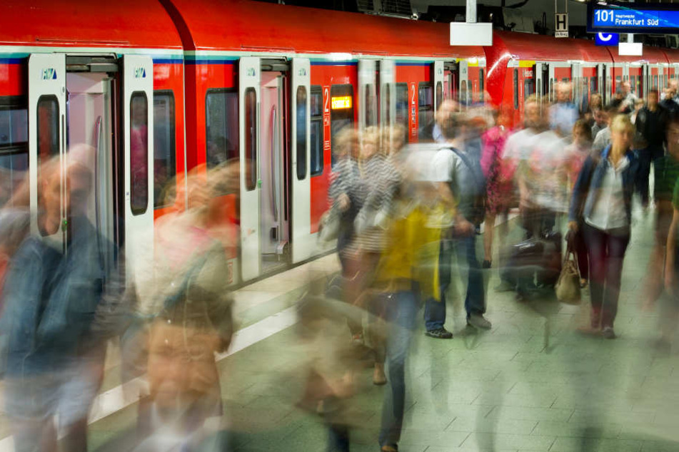 Chaos im S-Bahn-Verkehr sind die Frankfurter gewohnt (Archivbild).