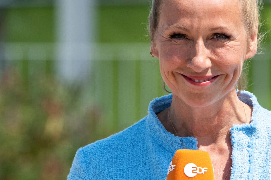 Sie ist das Gesicht des ZDF-Fernsehgartens: Moderatorin Andrea "Kiwi" Kiewel (60) erlebt in diesem Sommer ihre 25. Saison als Front-Frau der Live-Show.