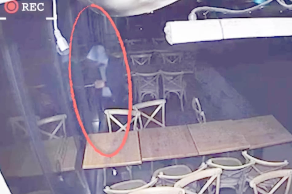 Drei Männer sind in der Nacht auf Montag in das beliebte Café Buur in Köln eingebrochen.