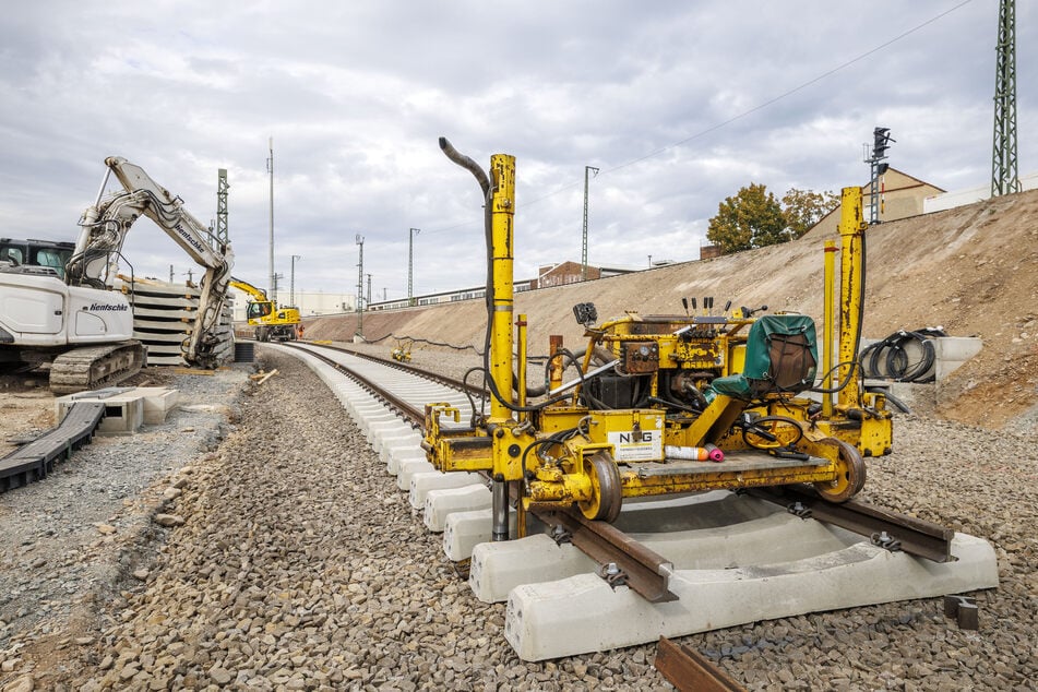 In der unteren Ebene sollen ab Ende November wieder Züge zwischen dem Hauptbahnhof und dem Stadtteil Plauen rollen können.
