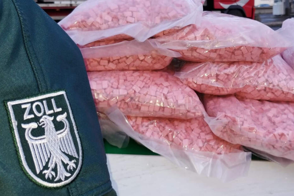 Die sichergestellten Ecstasy-Tabletten hatten ein Gewicht von rund 24 Kilogramm.