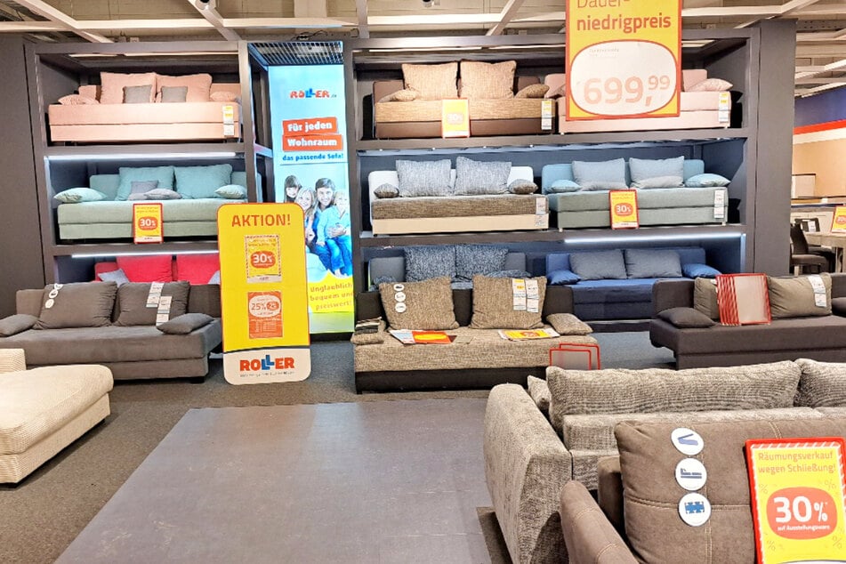 Bei ROLLER gibt's im Abverkauf für kurze Zeit 40 Prozent auf fast alle Möbel