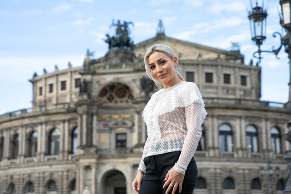 Die meisten Bretter der bedeutendsten Bühnen Europas hat sie schon betreten. In der Dresdner Semperoper singt Sopranistin Nina Minasyan (30) heute das erste Mal.